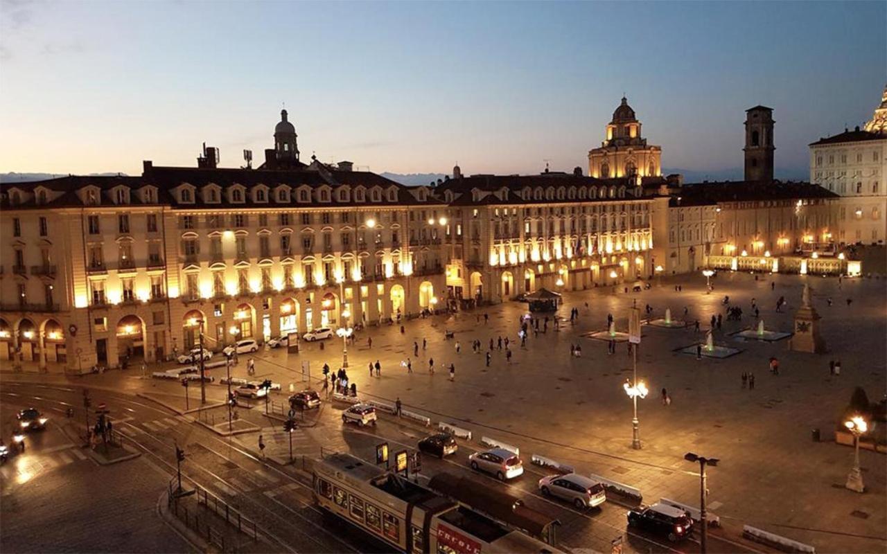 In Piazza Castello Exclusive Con Vista Unica Su Piazza Castello *