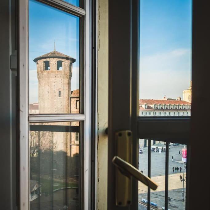 Appartement In Piazza Castello Exclusive Con Vista Unica Su Piazza Castello *
